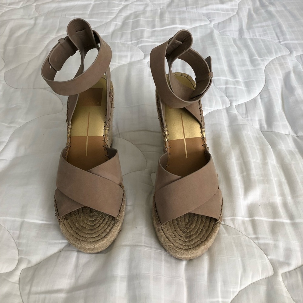 Dolce vita nude espadrille wedge!